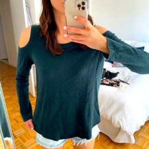 Green 100% cashmere sweater